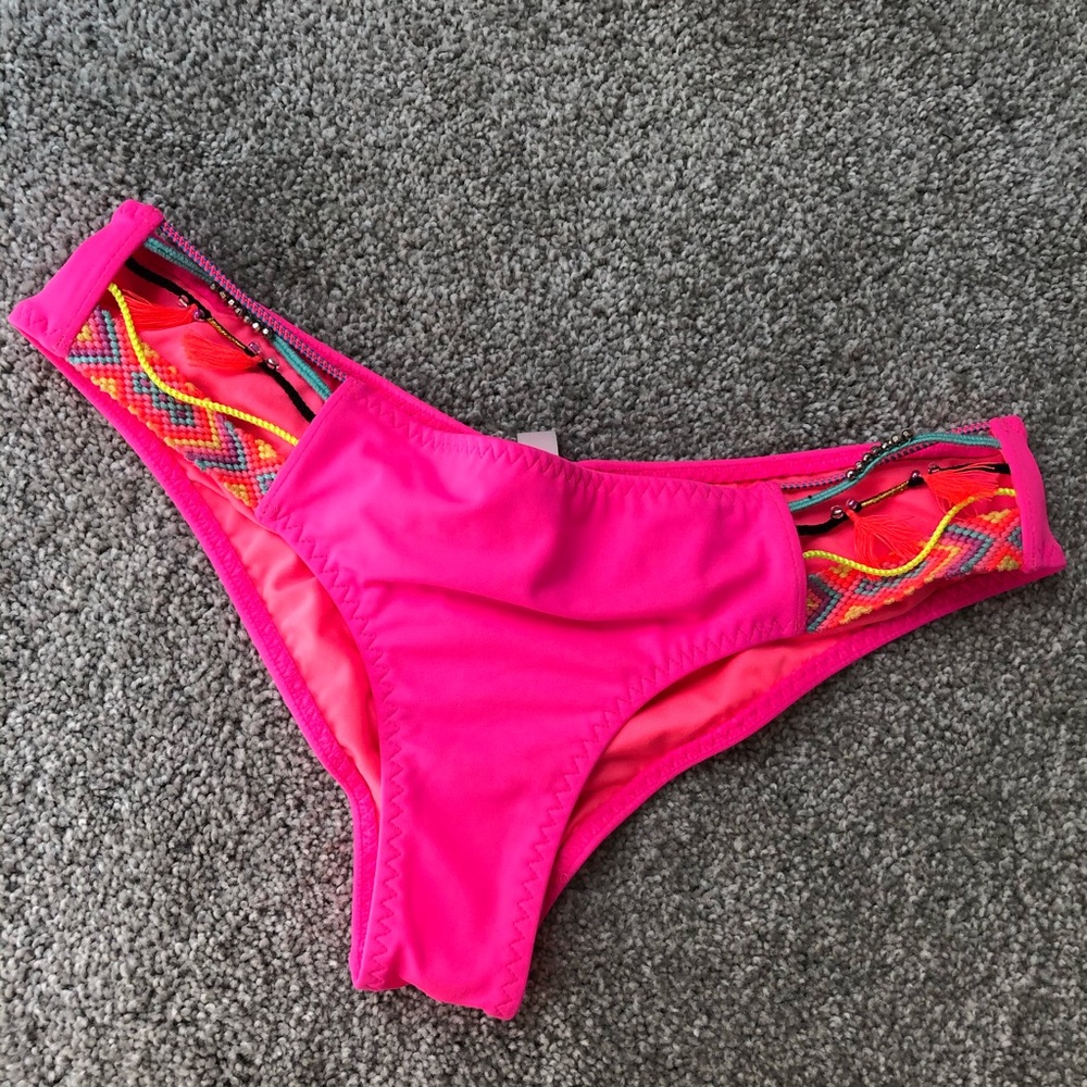 Victoria’s Secret hot pink cheeky bikini bottom S